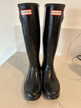 Hunter Tall Black Gloss Rain Boots